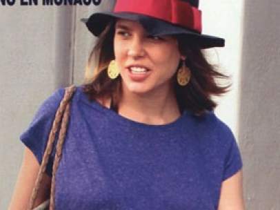 Portada de la revista Hola con Carlota de Mónaco