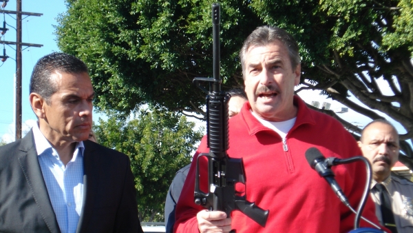 Canje de armas en Los Ángeles Canje de armas en Los Ángeles