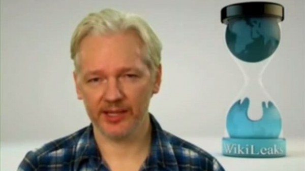 El fundador de WikiLeaks dice que EU puso precio a su cabeza