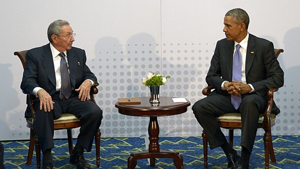 Raúl Castro y Barack Obama durante la Cumbre de las Américas 2015 Raúl Castro y Barack Obama durante la Cumbre de las Américas 2015