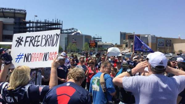 Protestas de fans de Tom Brady Protestas de fans de Tom Brady