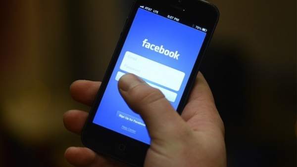 Facebook en el móvil Facebook en el móvil
